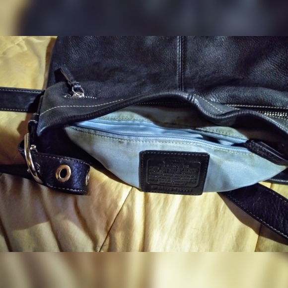 COACH Handbag - Picture 5 of 5